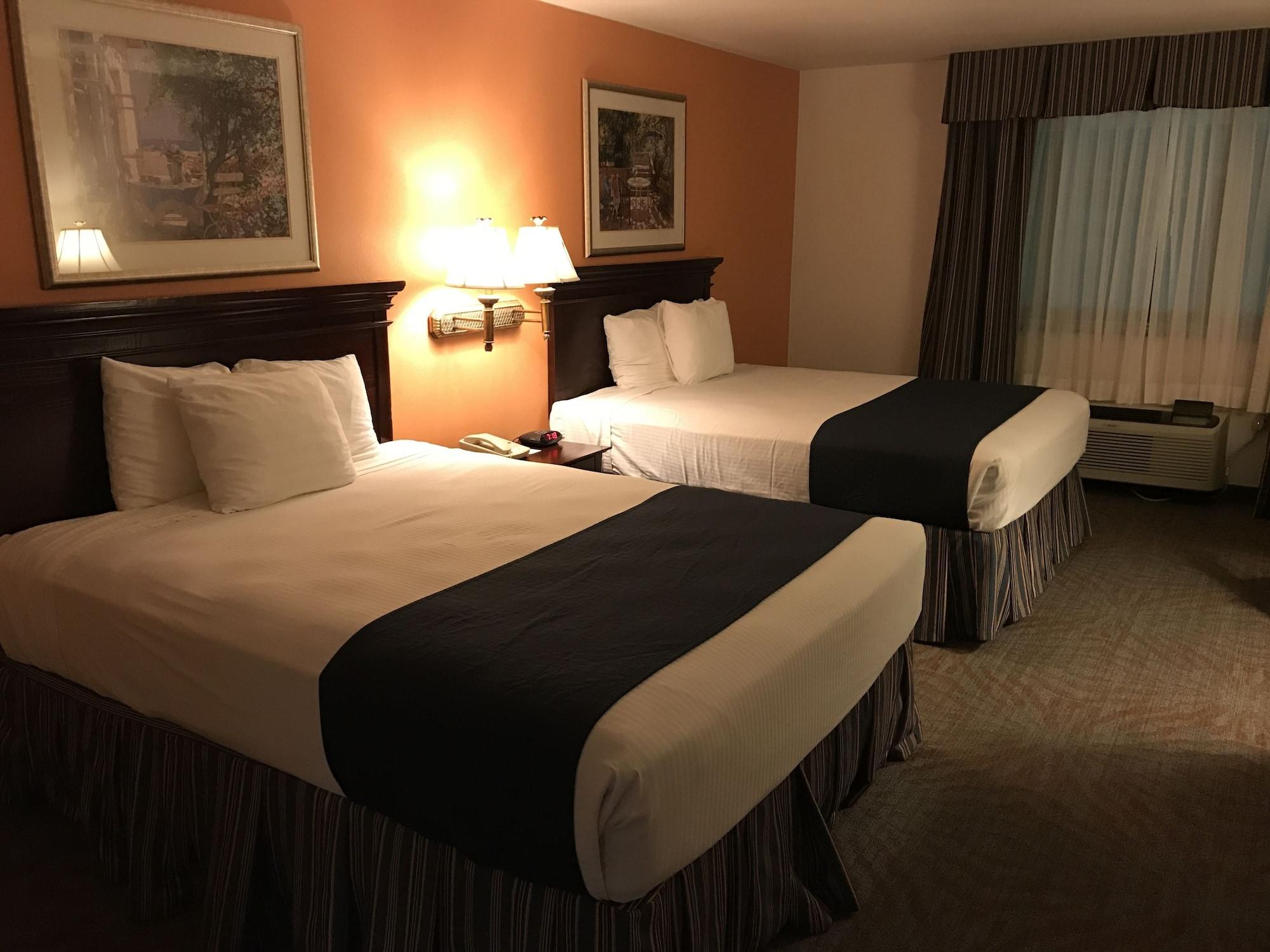 Super 8 By Wyndham Lubbock West Hotell Exteriör bild