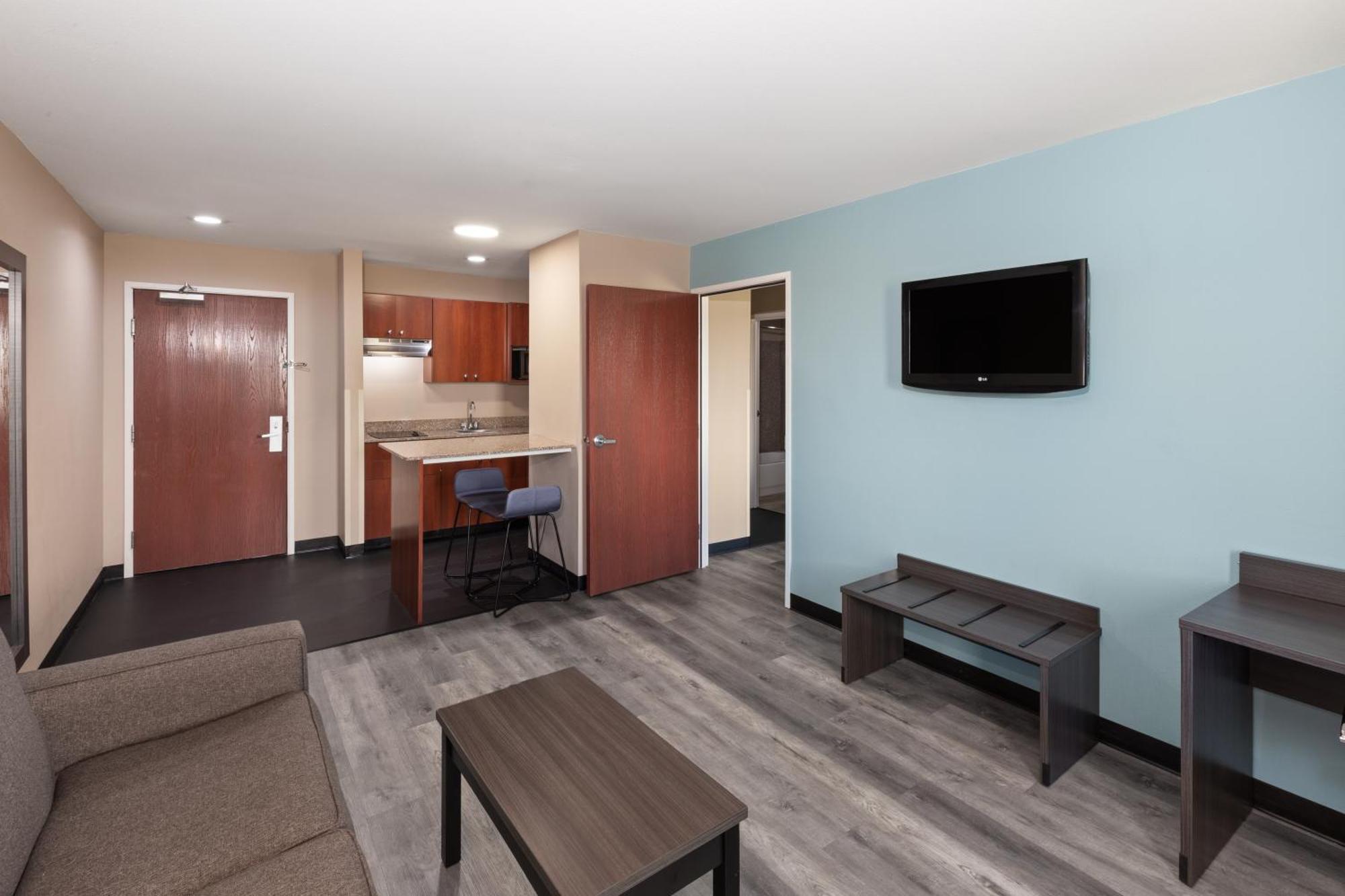 Super 8 By Wyndham Lubbock West Hotell Exteriör bild