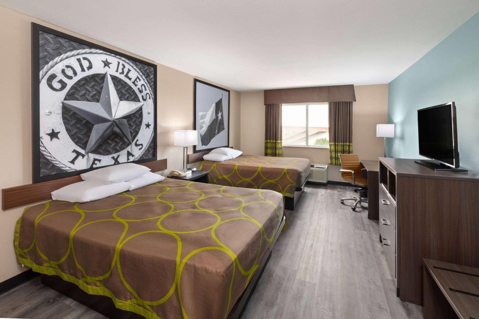 Super 8 By Wyndham Lubbock West Hotell Exteriör bild