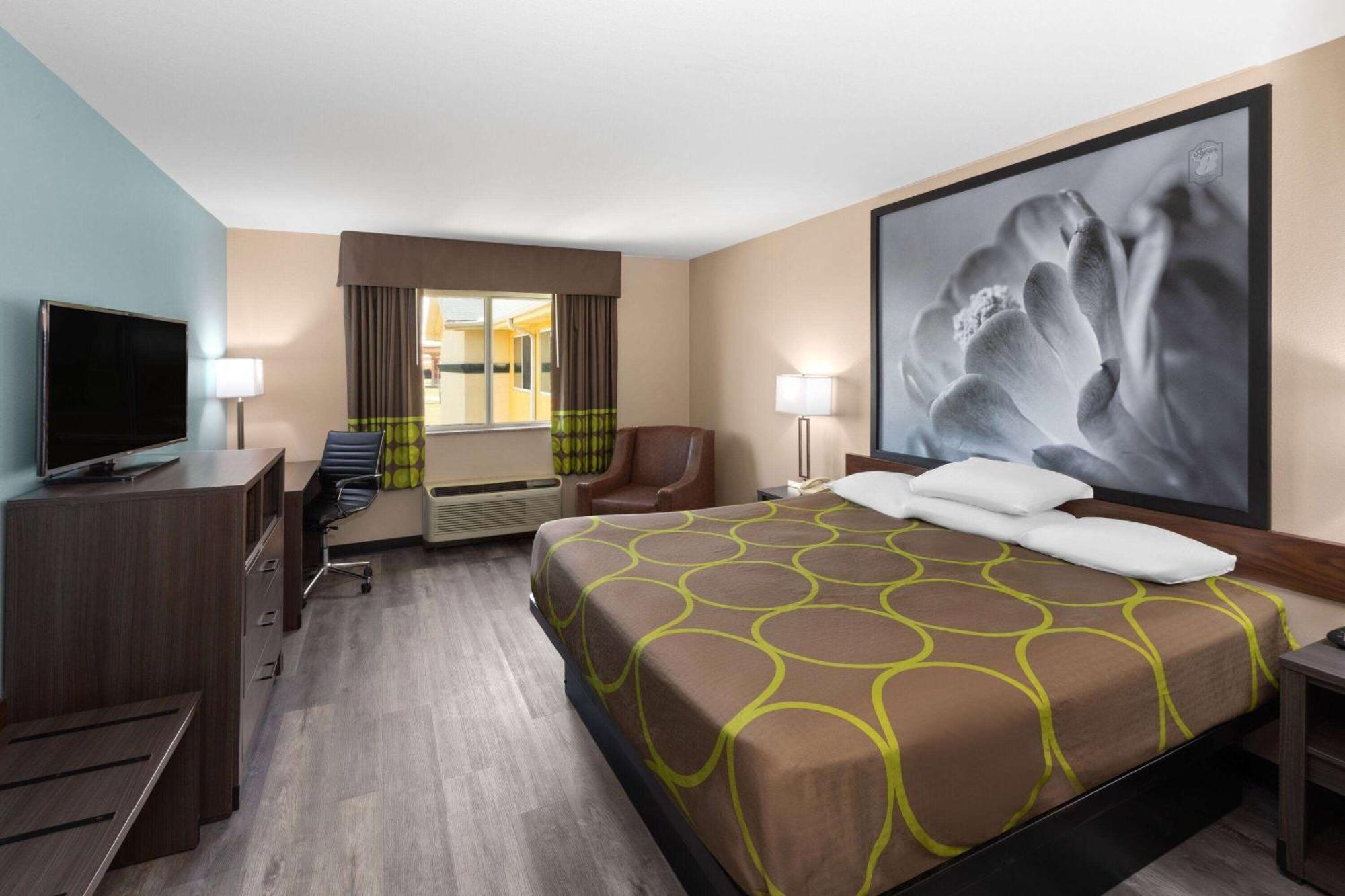 Super 8 By Wyndham Lubbock West Hotell Exteriör bild