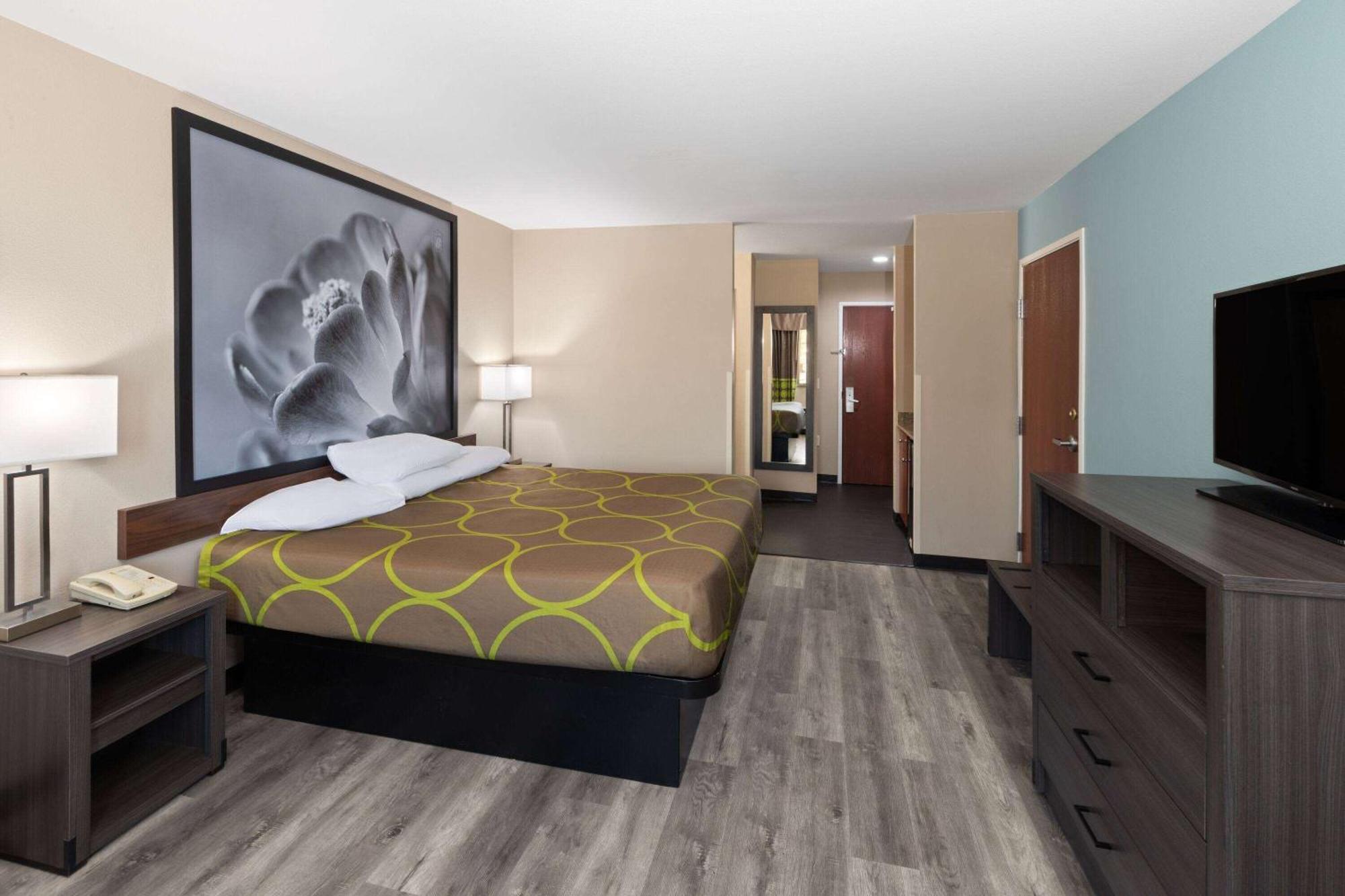 Super 8 By Wyndham Lubbock West Hotell Exteriör bild