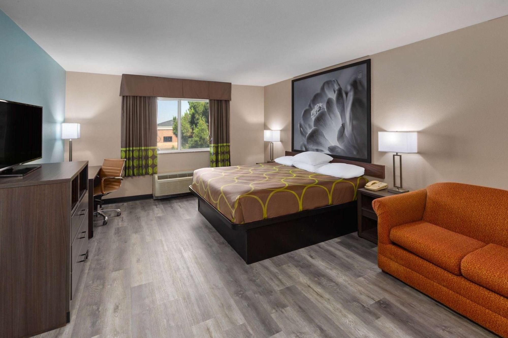 Super 8 By Wyndham Lubbock West Hotell Exteriör bild